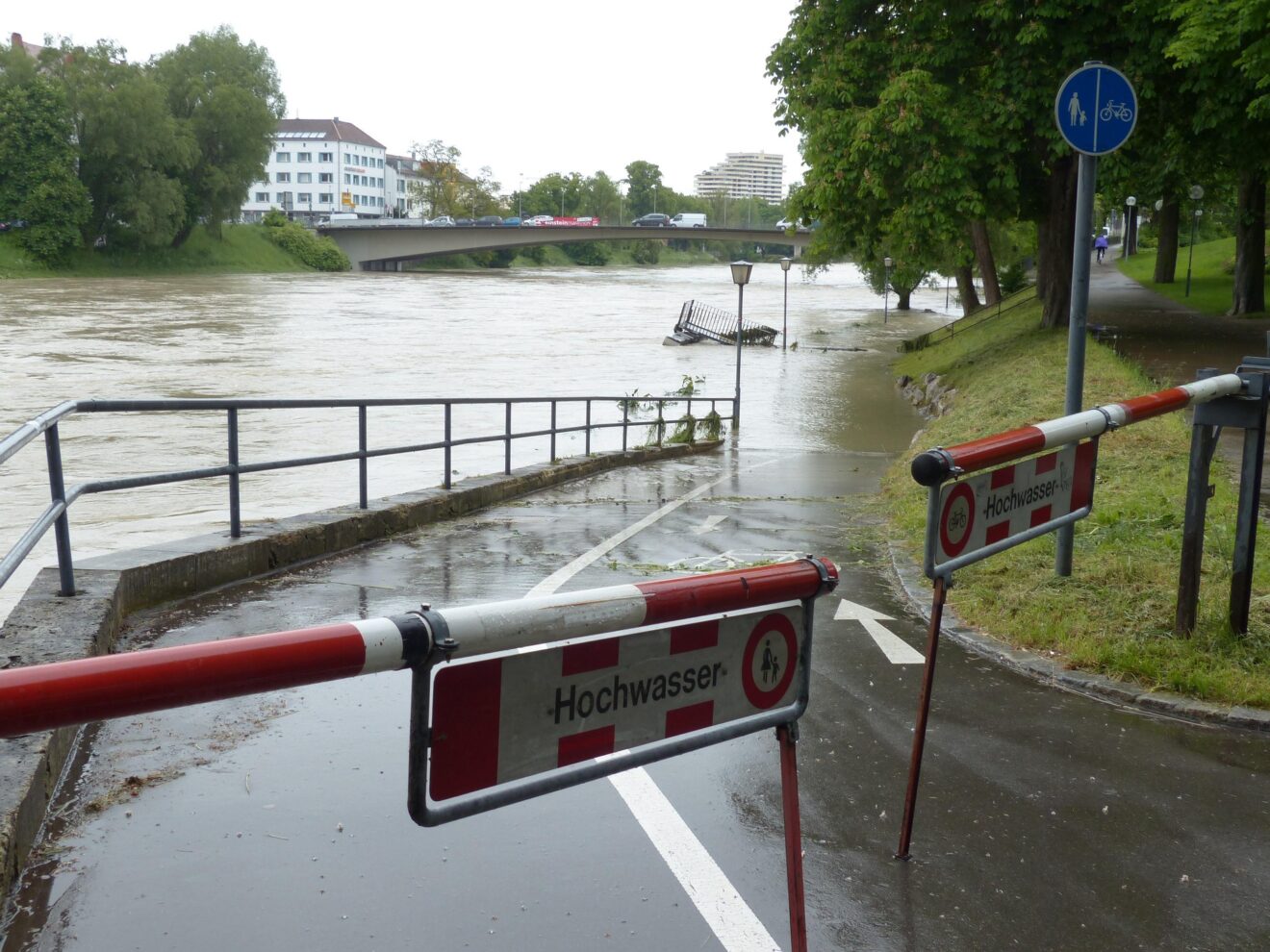 Hochwasser, Sturm, Vermurung: Warum der Schutz für Ihr Zuhause bald neu gedacht werden könnte