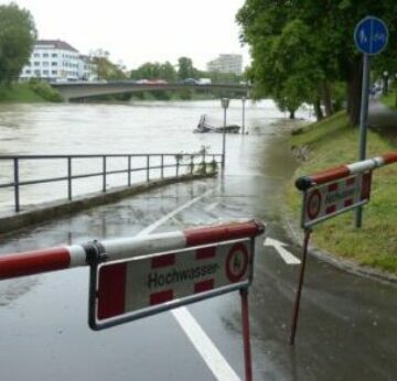 Hochwasser, Sturm, Vermurung: Warum der Schutz für Ihr Zuhause bald neu gedacht werden könnte